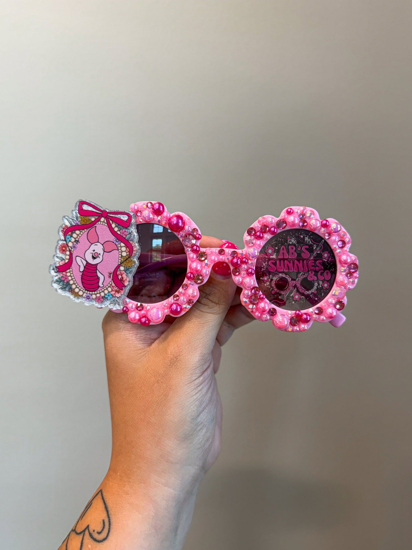 RTS piglet sunnies