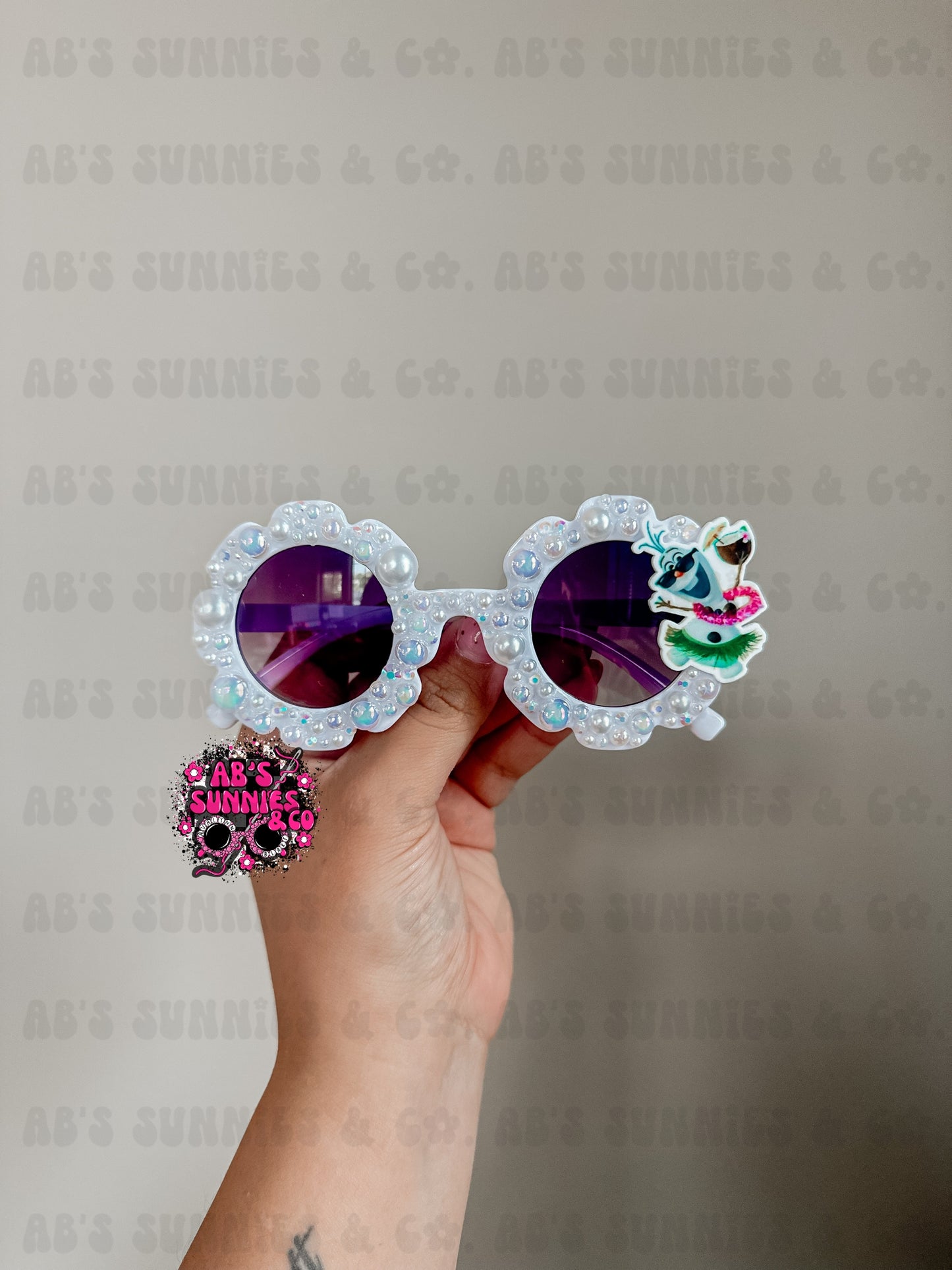 Charmed Sunnies